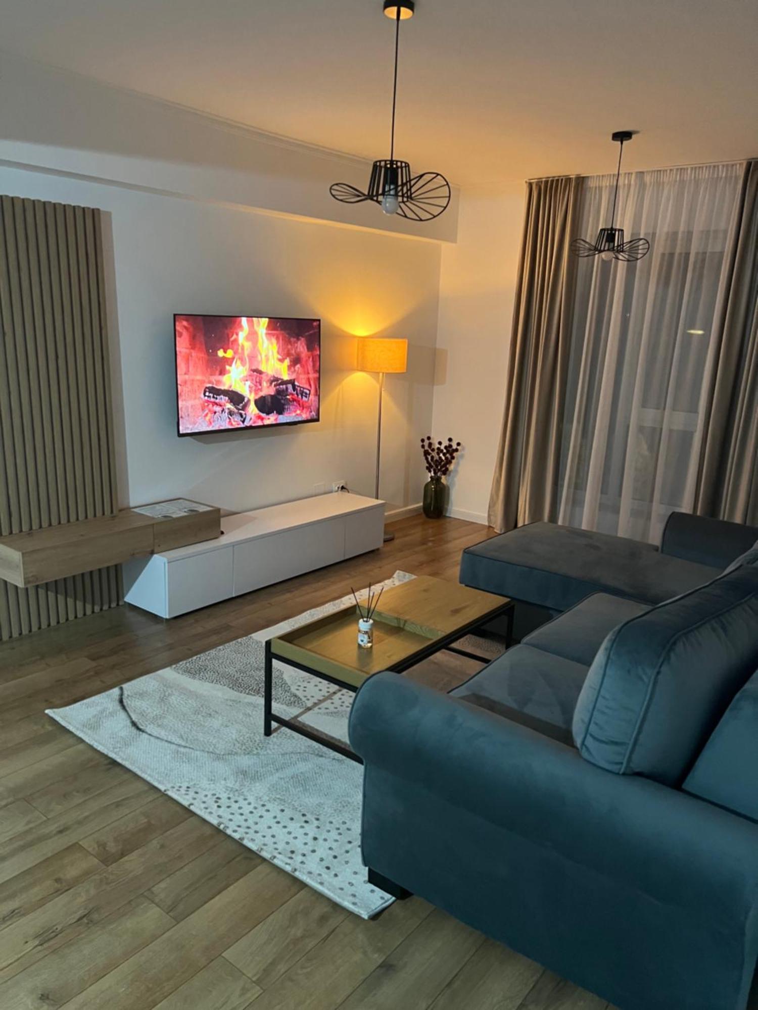 Eightapartament Bistrita  Ngoại thất bức ảnh